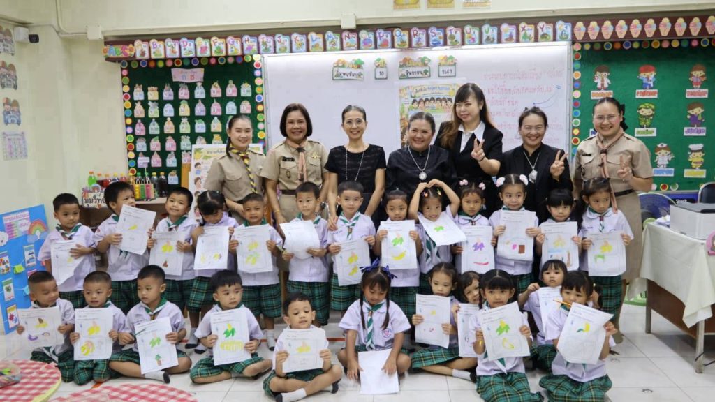 ก.ต.ป.น. คณะที่ 1 ลงพื้นที่ ติดตาม ตรวจสอบ ประเมินผลและนิเทศการศึกษา โรงเรียนคลองสอง (เสวตสมบูรณ์อุปถัมภ์) และโรงเรียนประถมศึกษาธรรมศาสตร์